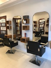 RA Salon lounge