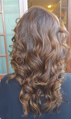 RA Salon hairstyle